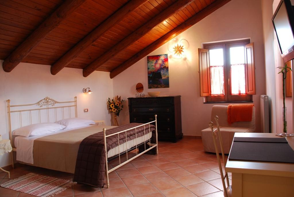 אג'רולה B&B Beata Solitudo מראה חיצוני תמונה